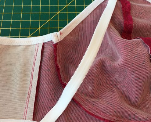 Add a zipper to your bra - a tutorial by your Fairy Bra Mother and  Bra-makers Supply