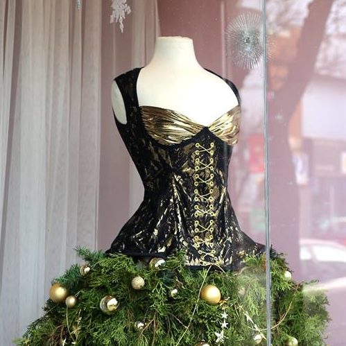 Our 2018 Christmas Mannequin Tree It S Back With A New Colour
