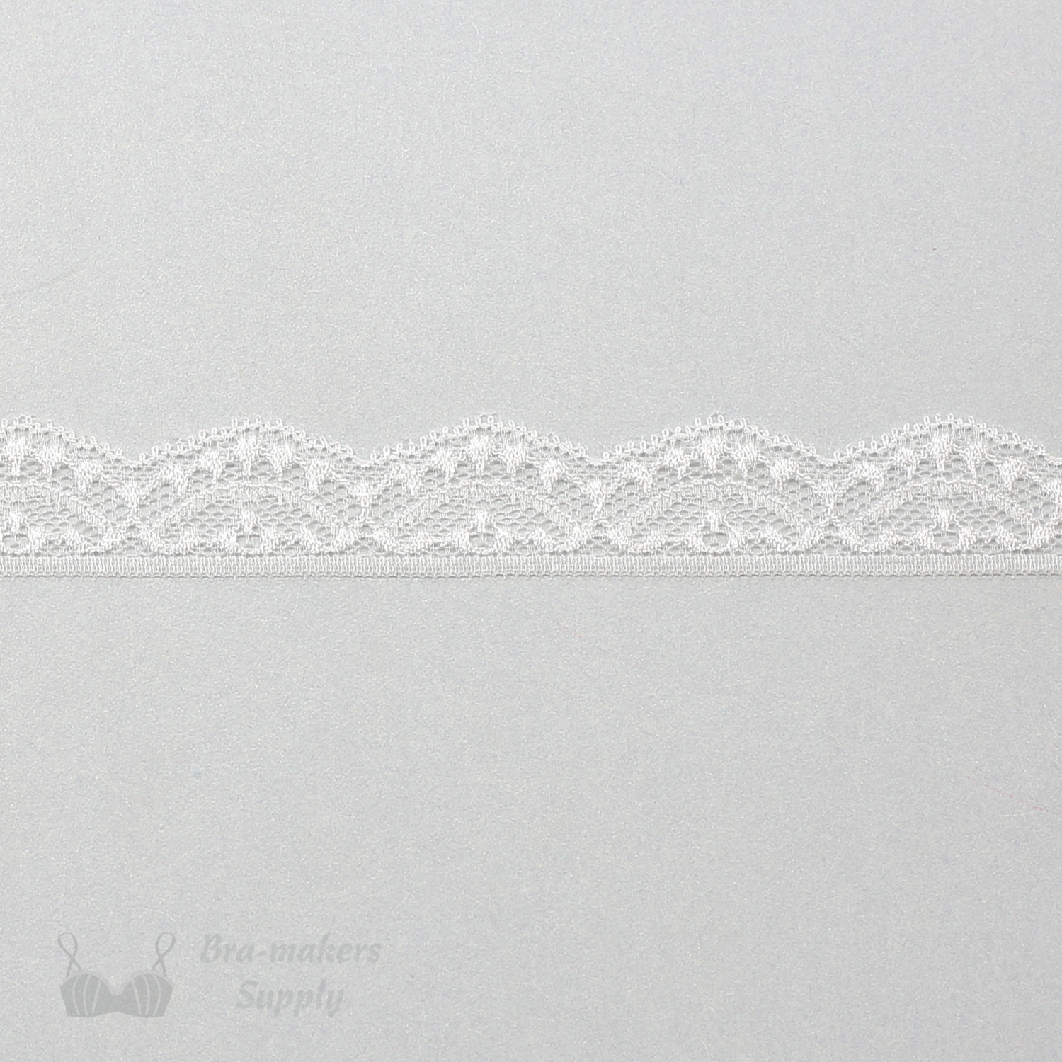 One Inch White Stretch Scalloped Lace Trim